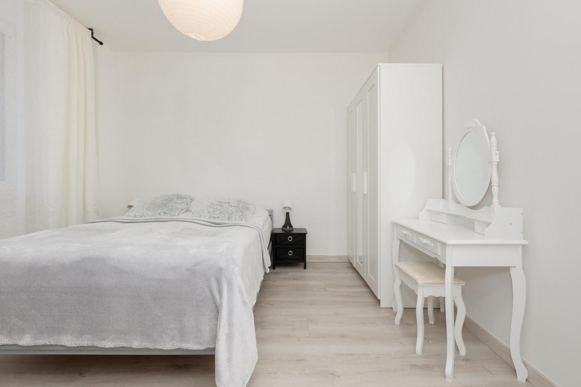 Kopcinskiego Bright & Spacious Apartment Warsaw Ursynow By Noclegi Renters Exterior photo